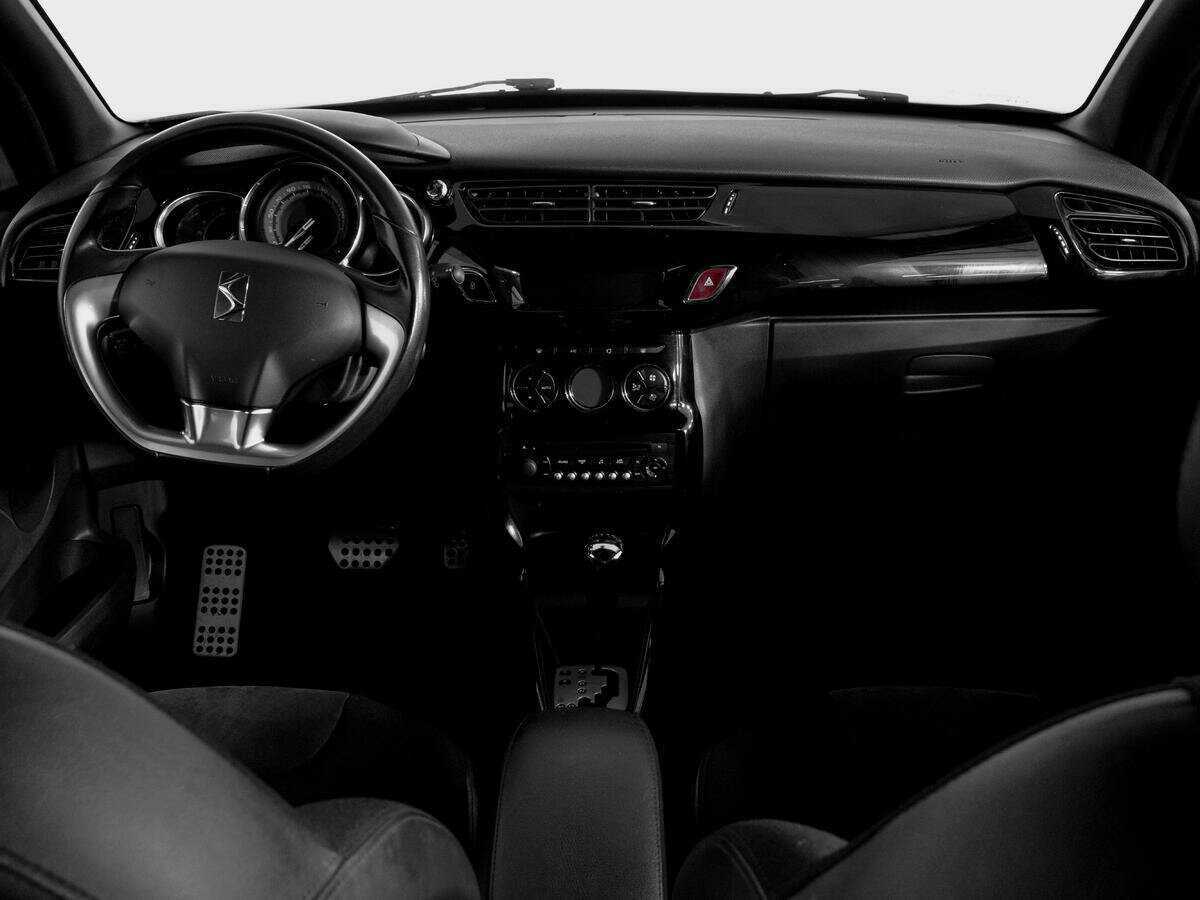 Купить Citroen DS3 с пробегом. Фото: #11