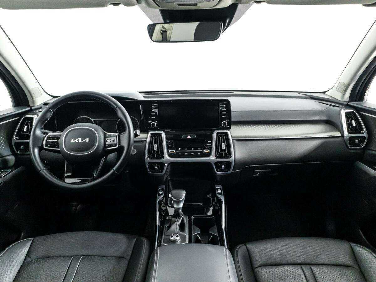 Купить Kia Sorento с пробегом. Фото: #12