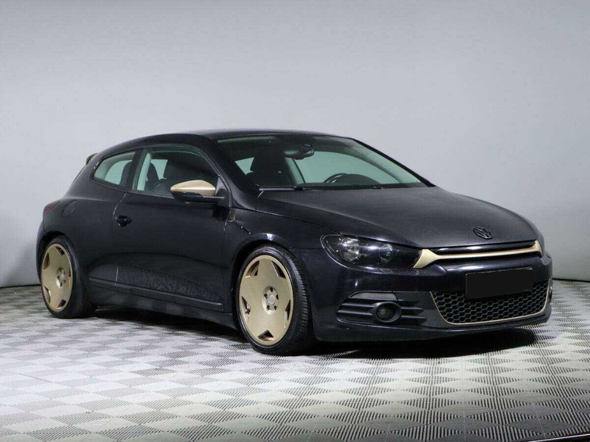Купить Volkswagen Scirocco с пробегом. Фото: #2