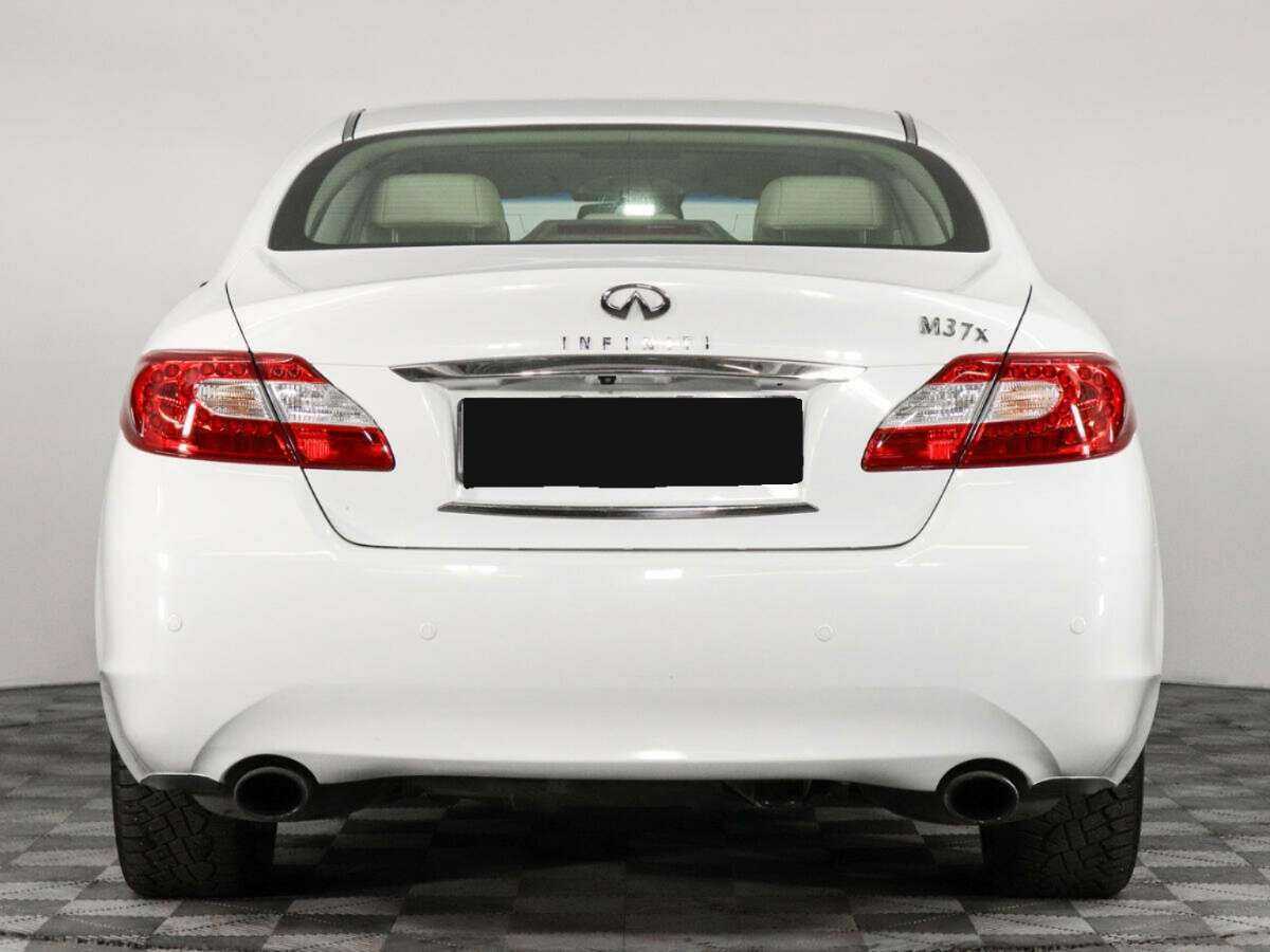 Купить Infiniti M с пробегом. Фото: #5