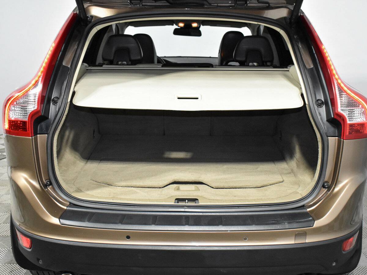 Купить Volvo XC60 с пробегом. Фото: #19