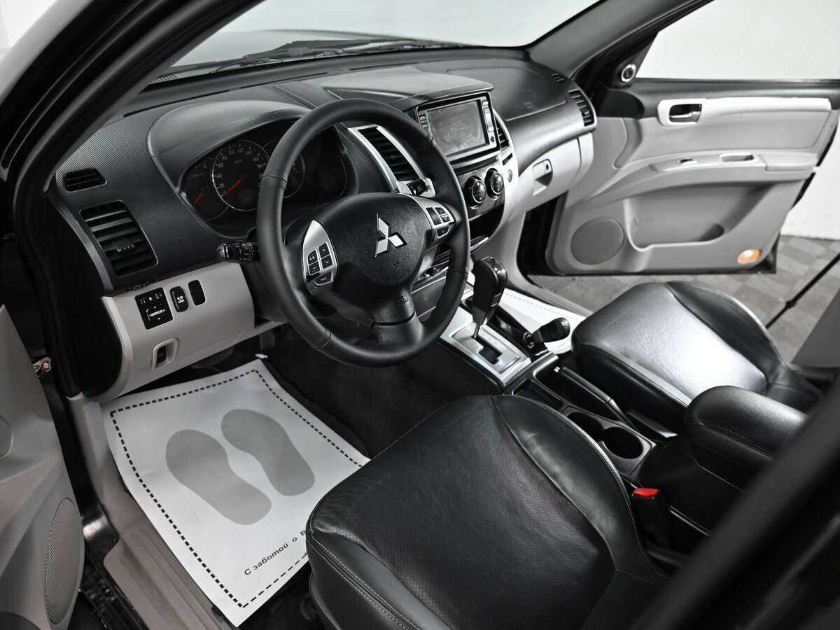 Купить Mitsubishi Pajero Sport с пробегом. Фото: #8