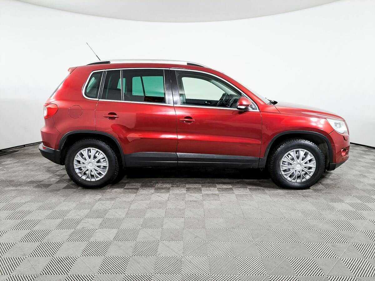 Купить Volkswagen Tiguan с пробегом. Фото: #3