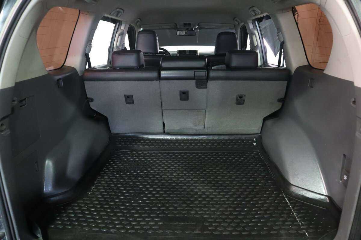 Купить Toyota Land Cruiser Prado с пробегом. Фото: #15