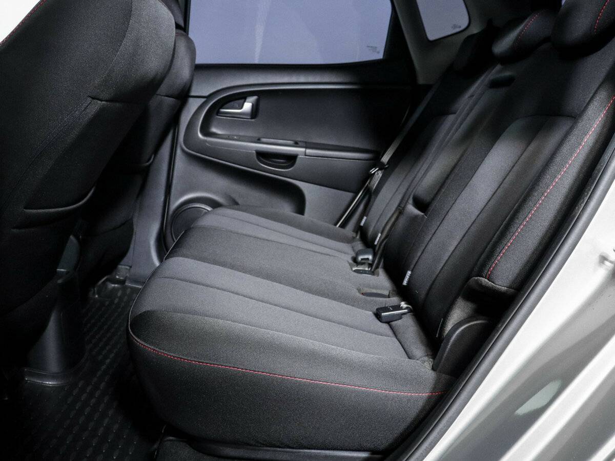 Купить Kia Venga с пробегом. Фото: #5