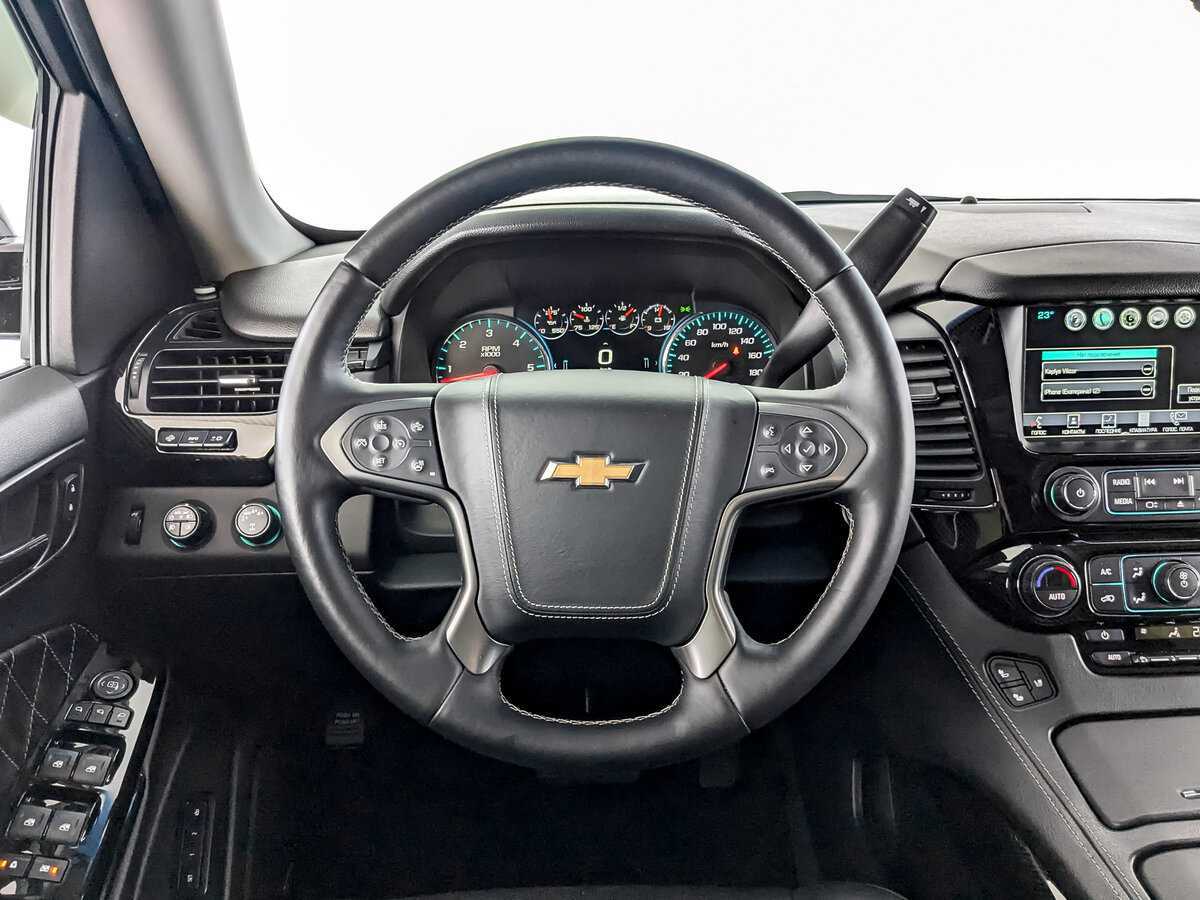 Купить Chevrolet Tahoe с пробегом. Фото: #17