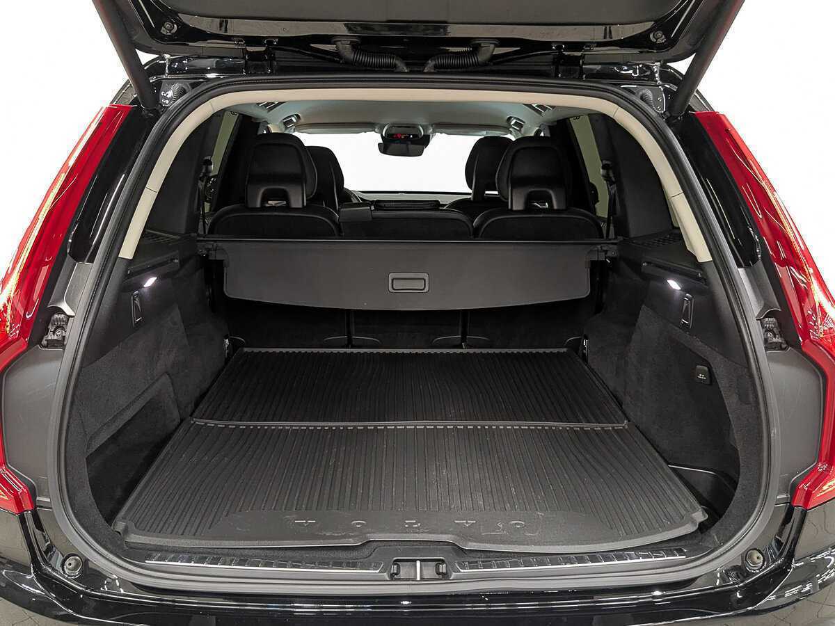 Купить Volvo XC90 с пробегом. Фото: #9