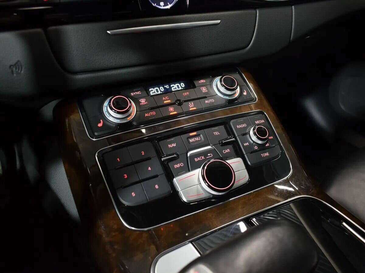 Купить Audi A8 с пробегом. Фото: #19