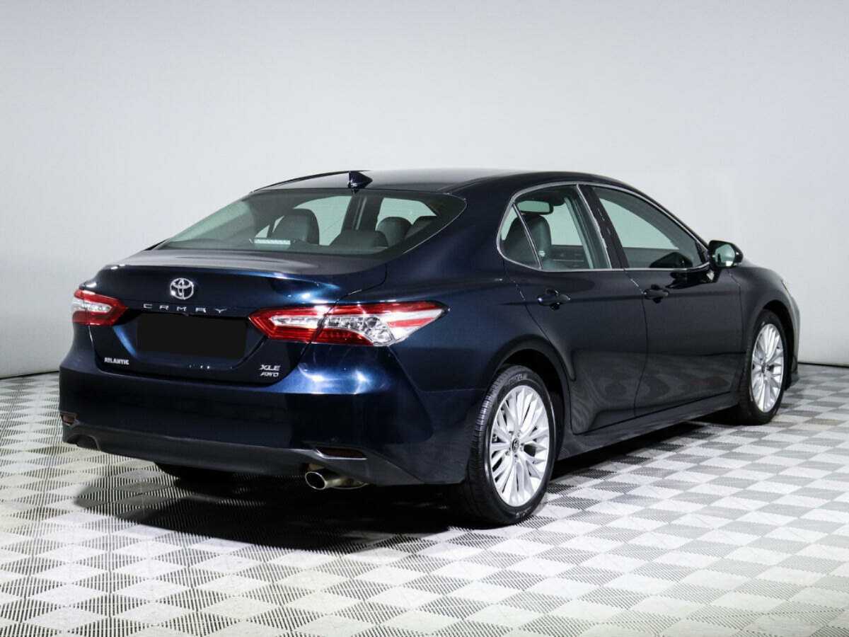 Купить Toyota Camry с пробегом. Фото: #3