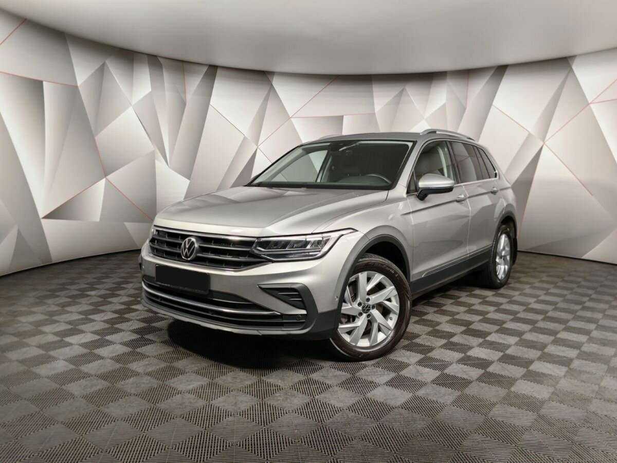 Купить Volkswagen Tiguan с пробегом. Посмотреть фото