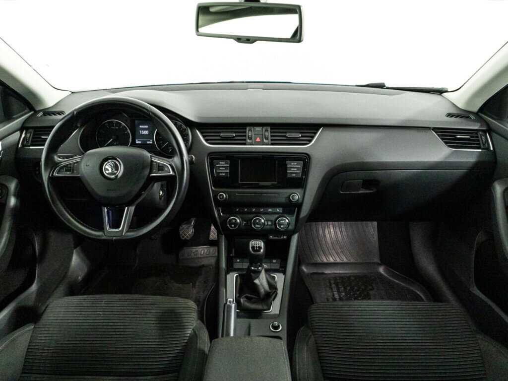 Купить Skoda Octavia с пробегом. Фото: #12