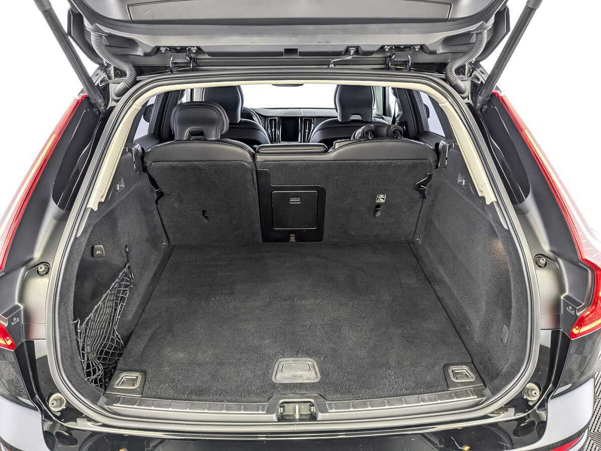 Купить Volvo XC60 с пробегом. Фото: #9