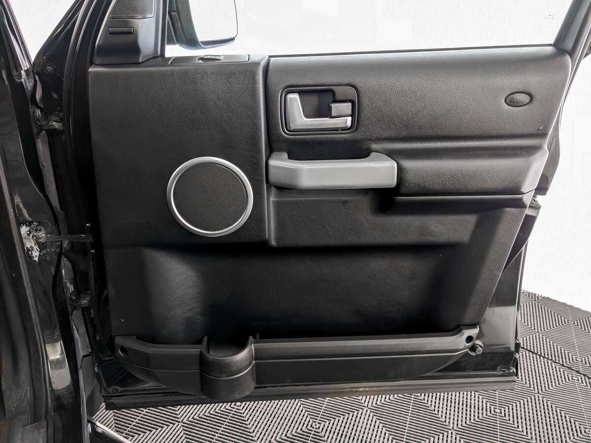 Купить Land Rover Discovery с пробегом. Фото: #19