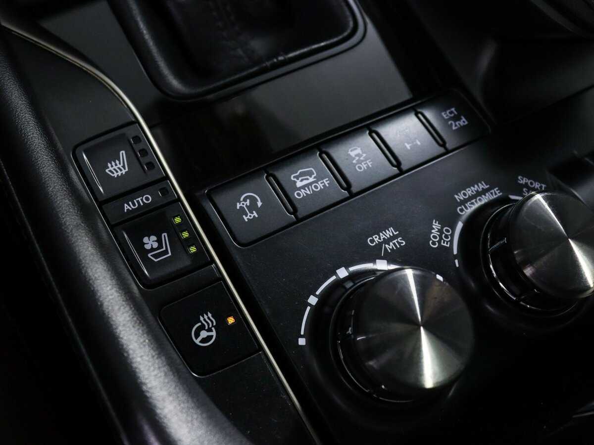 Купить Lexus LX с пробегом. Фото: #23