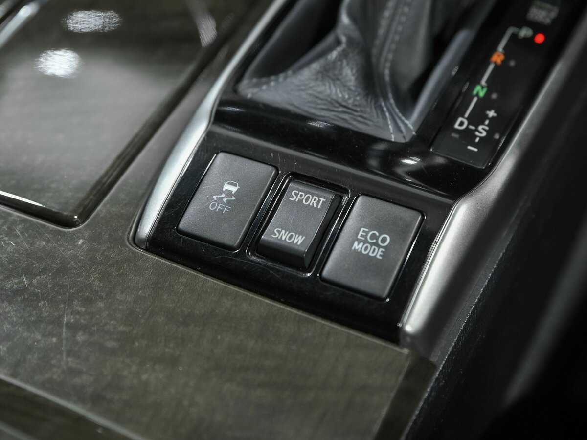 Купить Toyota Mark X с пробегом. Фото: #11
