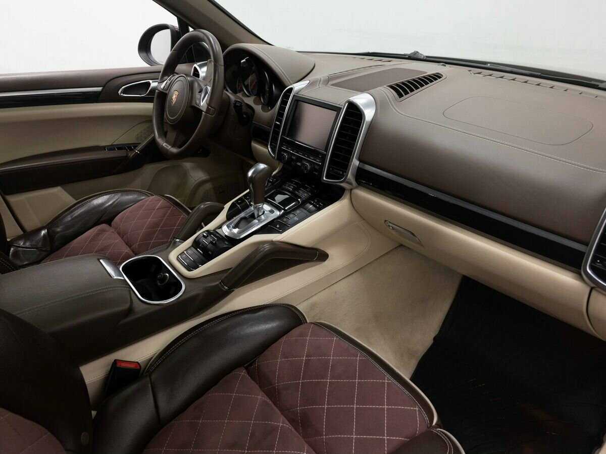 Купить Porsche Cayenne с пробегом. Фото: #12