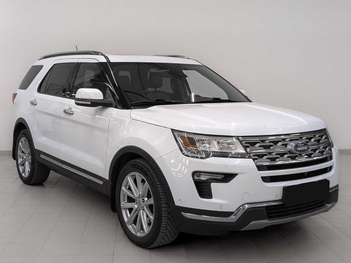 Купить Ford Explorer с пробегом. Фото: #2