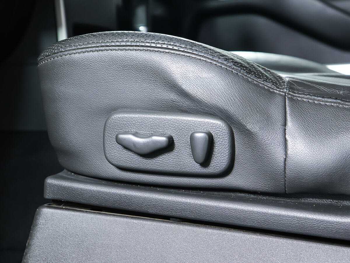 Купить Nissan Pathfinder с пробегом. Фото: #18