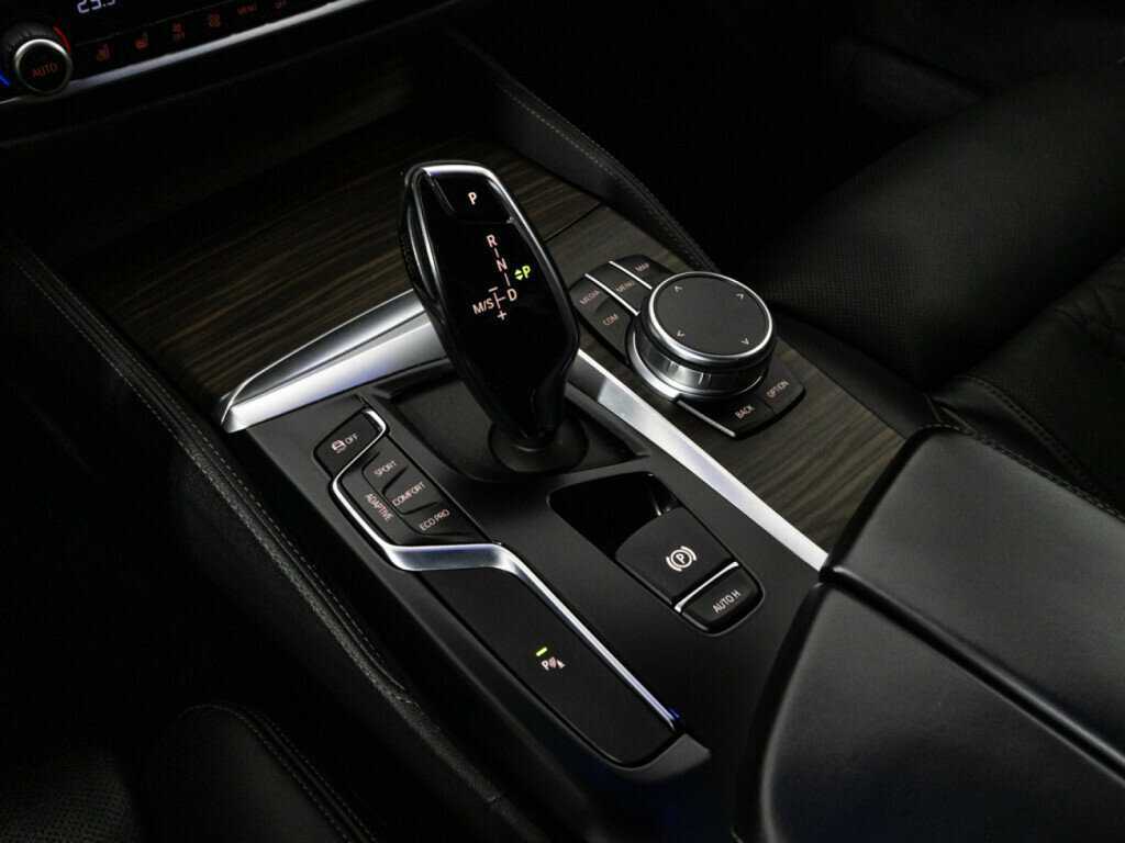 Купить BMW 5 серии с пробегом. Фото: #22
