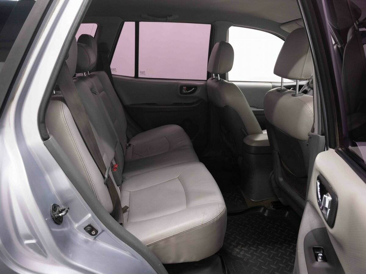 Купить Hyundai Santa Fe с пробегом. Фото: #9