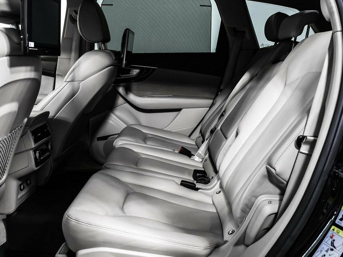 Купить Audi Q7 с пробегом. Фото: #12