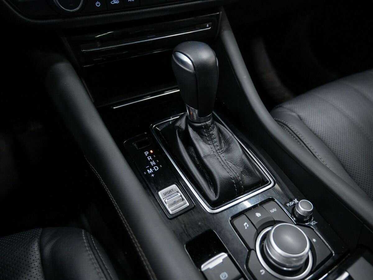 Купить Mazda 6 с пробегом. Фото: #17