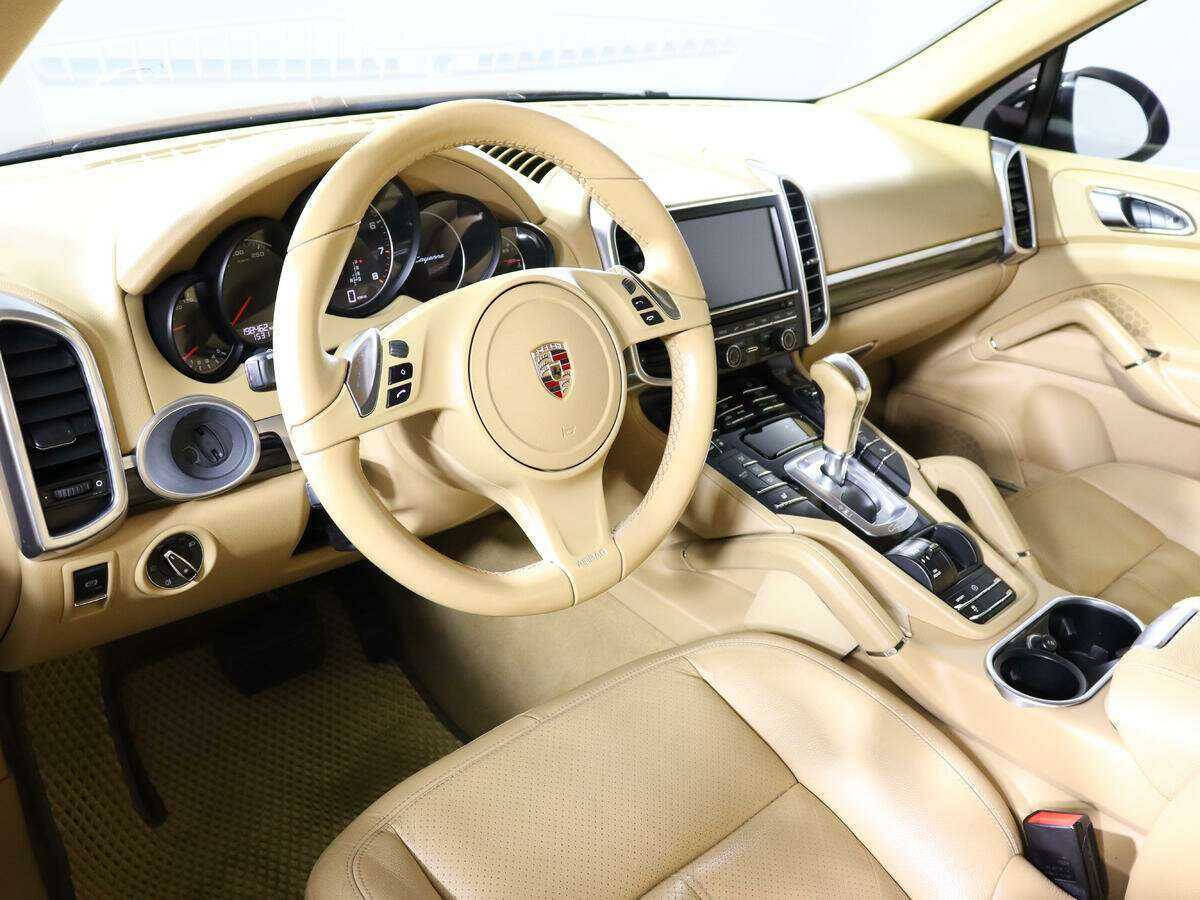 Купить Porsche Cayenne с пробегом. Фото: #10