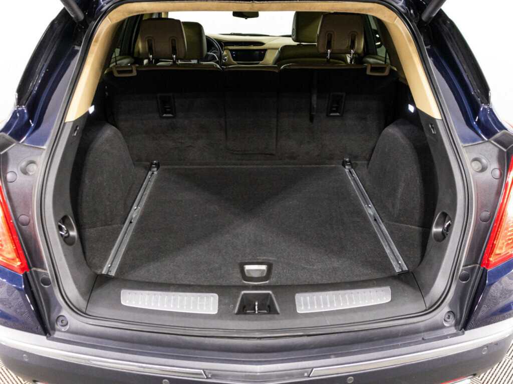 Купить Cadillac XT5 с пробегом. Фото: #14