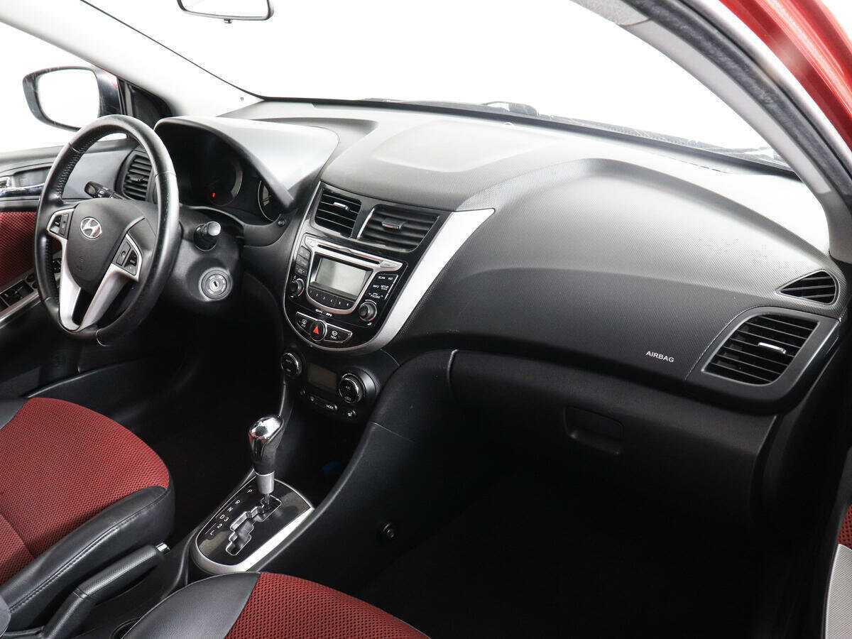 Купить Hyundai Solaris с пробегом. Фото: #5