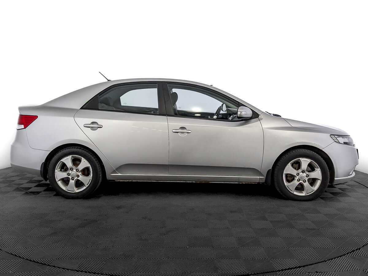 Купить Kia Cerato с пробегом. Фото: #3