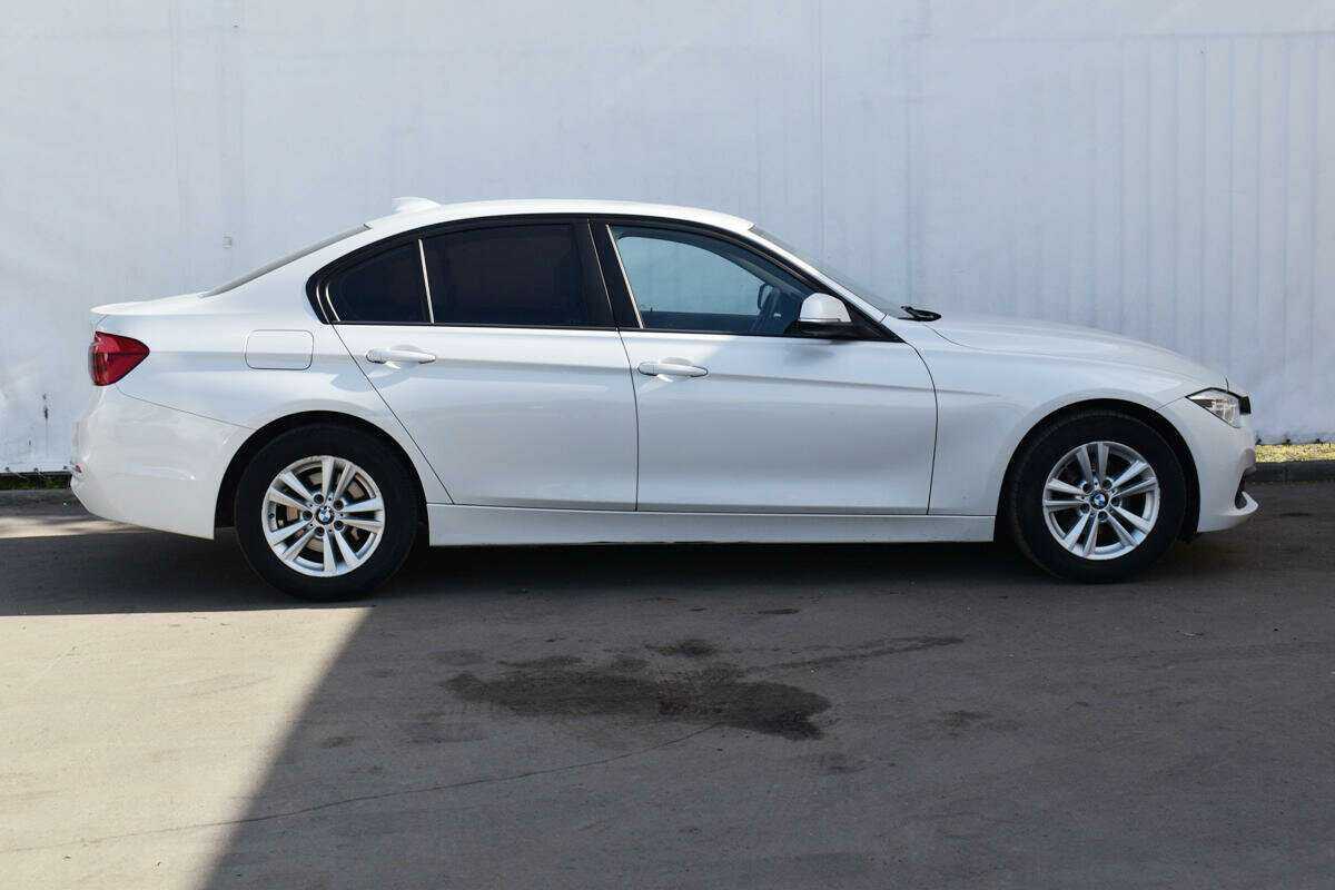 Купить BMW 3 серии с пробегом. Фото: #3