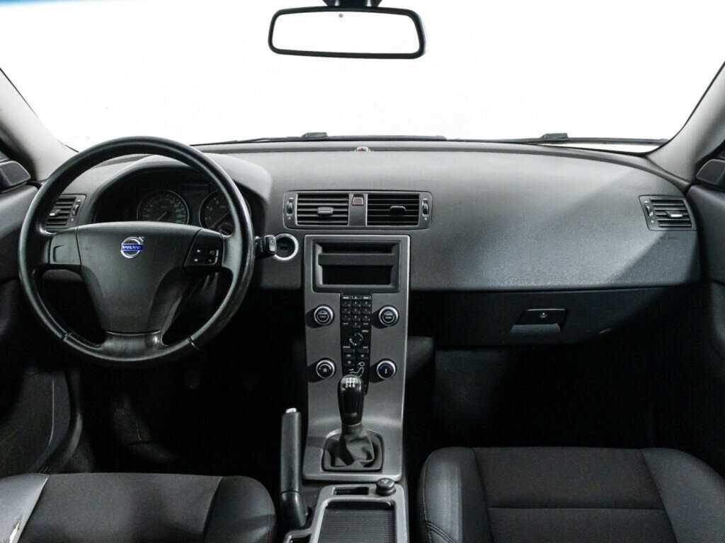 Купить Volvo C30 с пробегом. Фото: #12