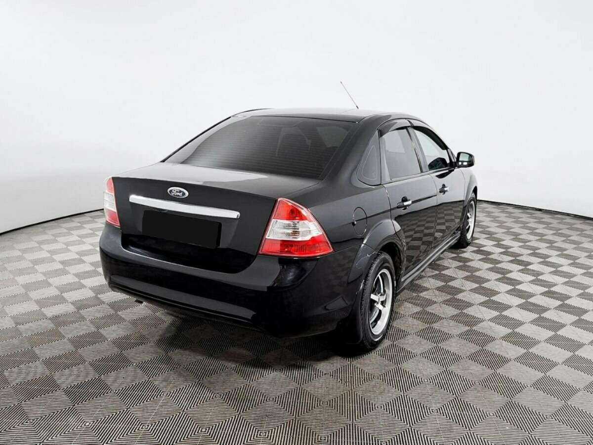 Купить Ford Focus с пробегом. Фото: #3