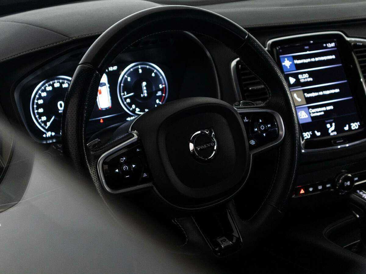 Купить Volvo XC90 с пробегом. Фото: #12