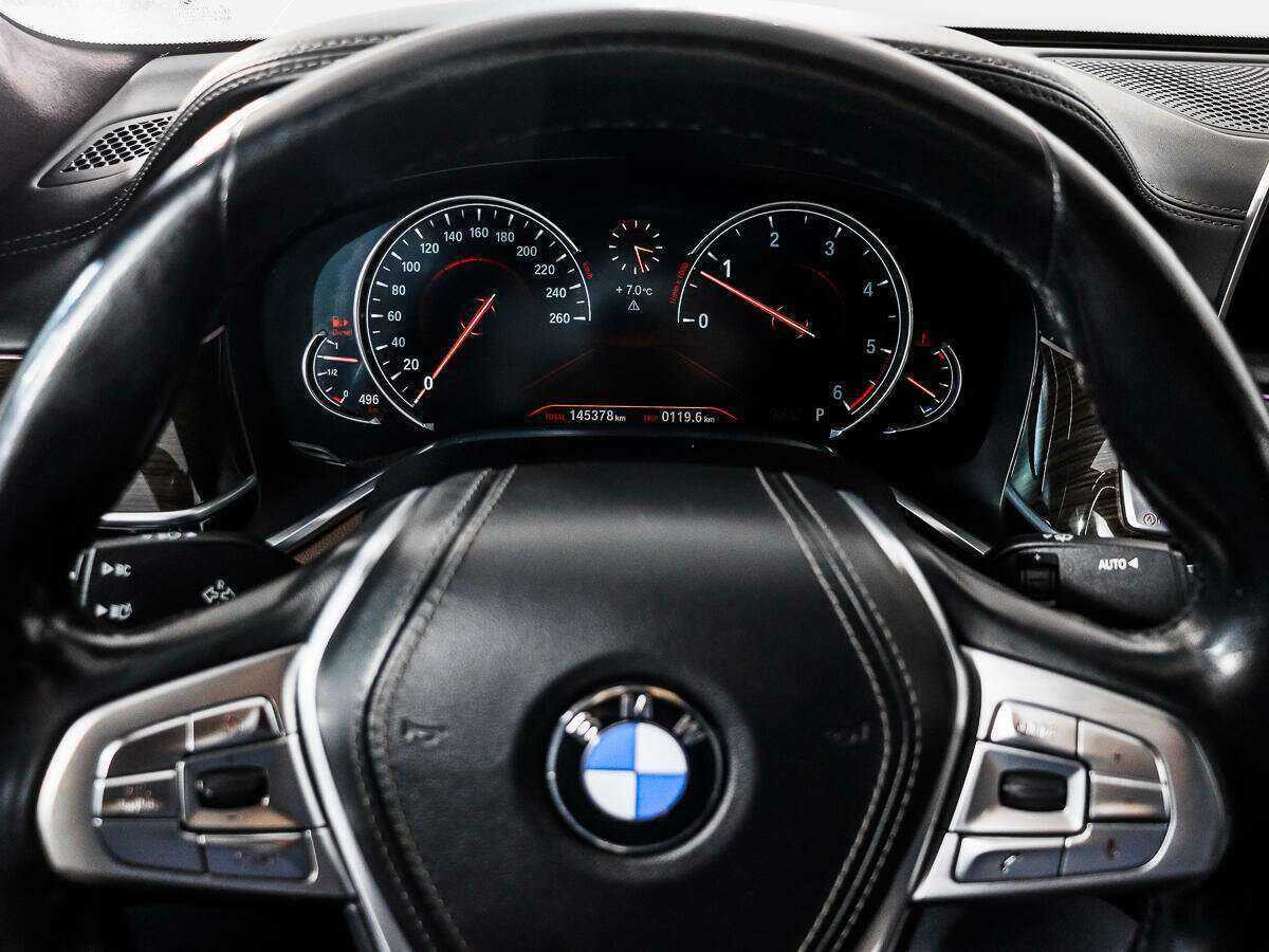 Купить BMW 7 серии с пробегом. Фото: #21