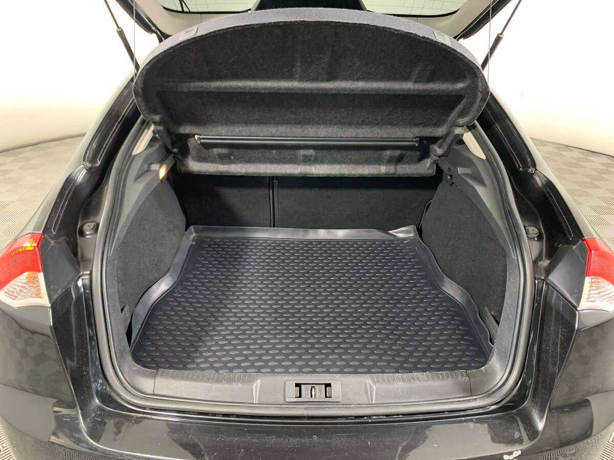 Купить Renault Laguna с пробегом. Фото: #18