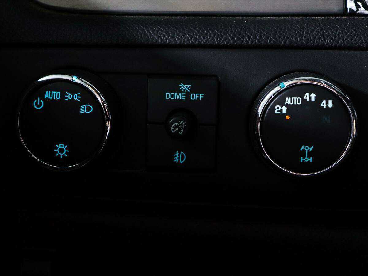 Купить Chevrolet Tahoe с пробегом. Фото: #16