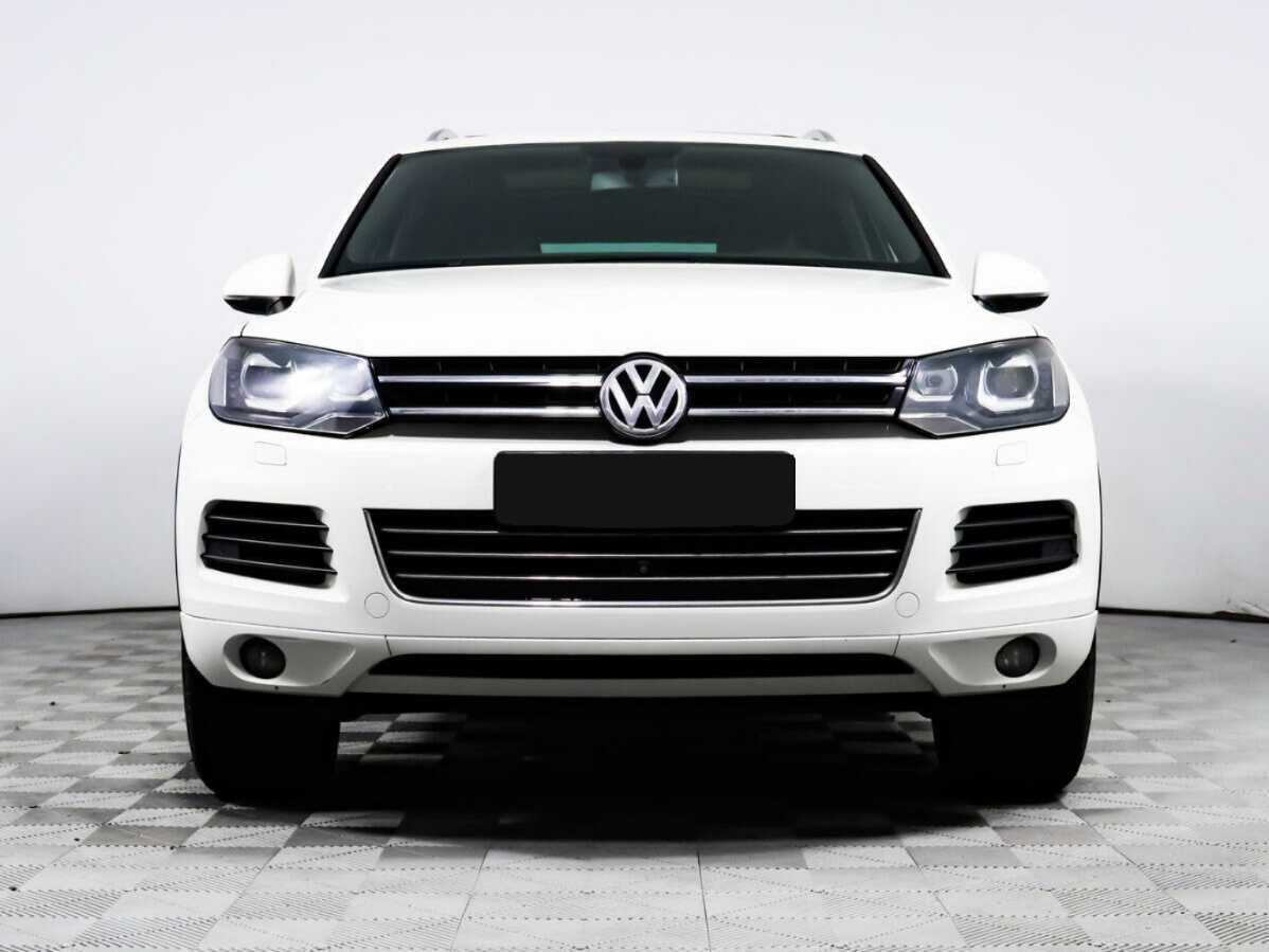 Купить Volkswagen Touareg с пробегом. Фото: #1
