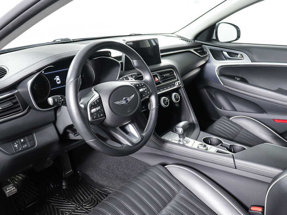 Купить Genesis G70 с пробегом. Фото: #12