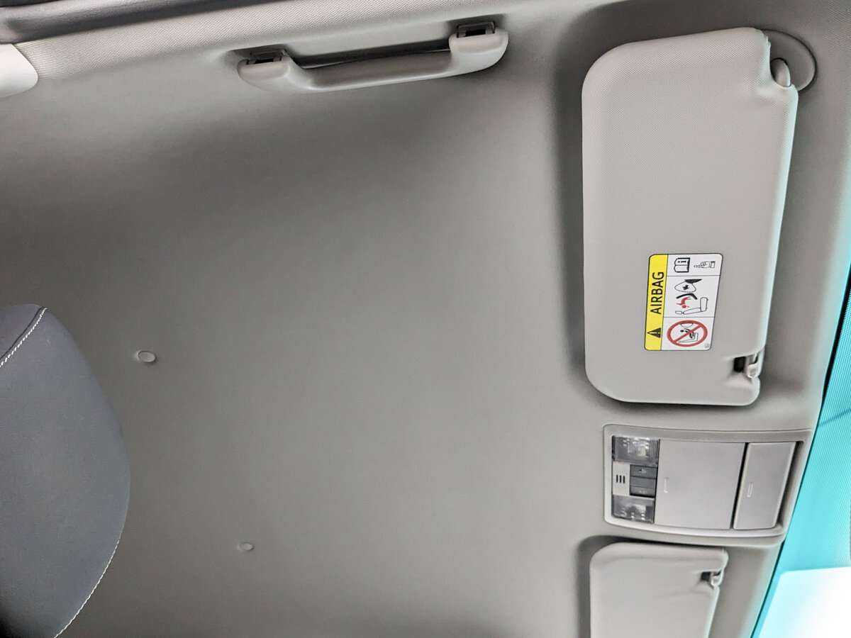 Купить Toyota Verso с пробегом. Фото: #17