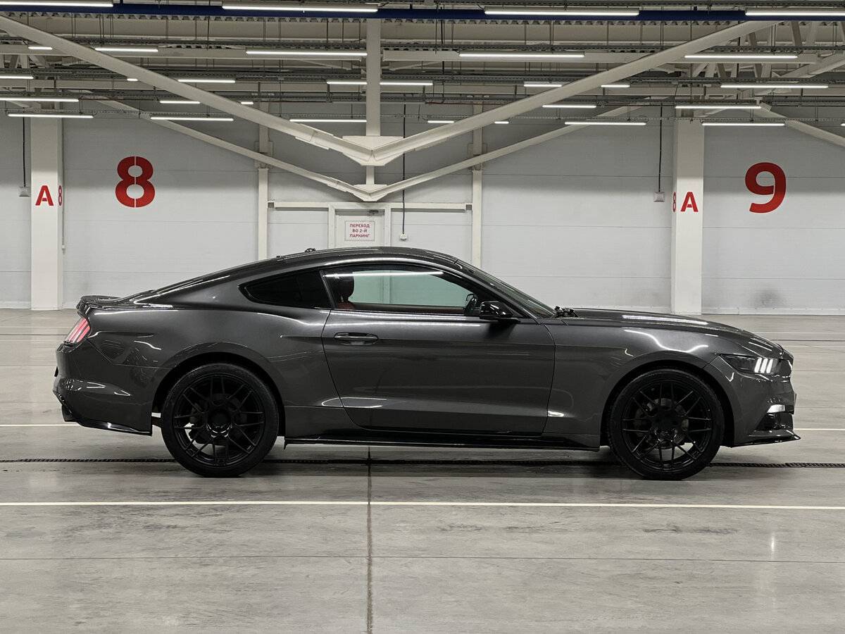 Купить Ford Mustang с пробегом. Фото: #3