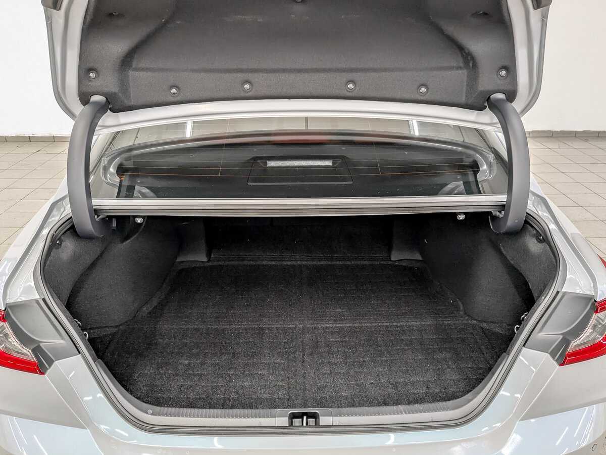 Купить Toyota Camry с пробегом. Фото: #9