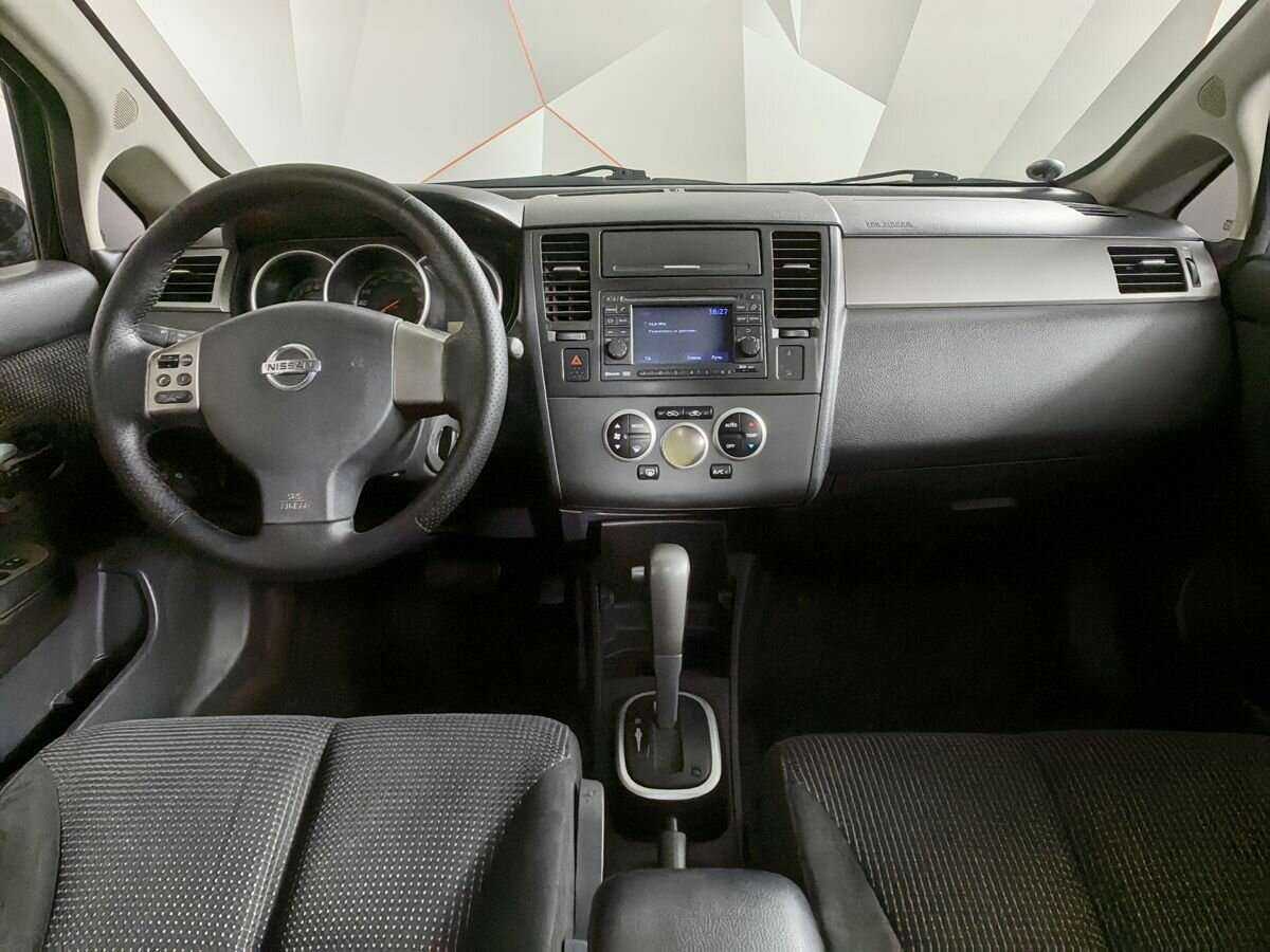 Купить Nissan Tiida с пробегом. Фото: #9