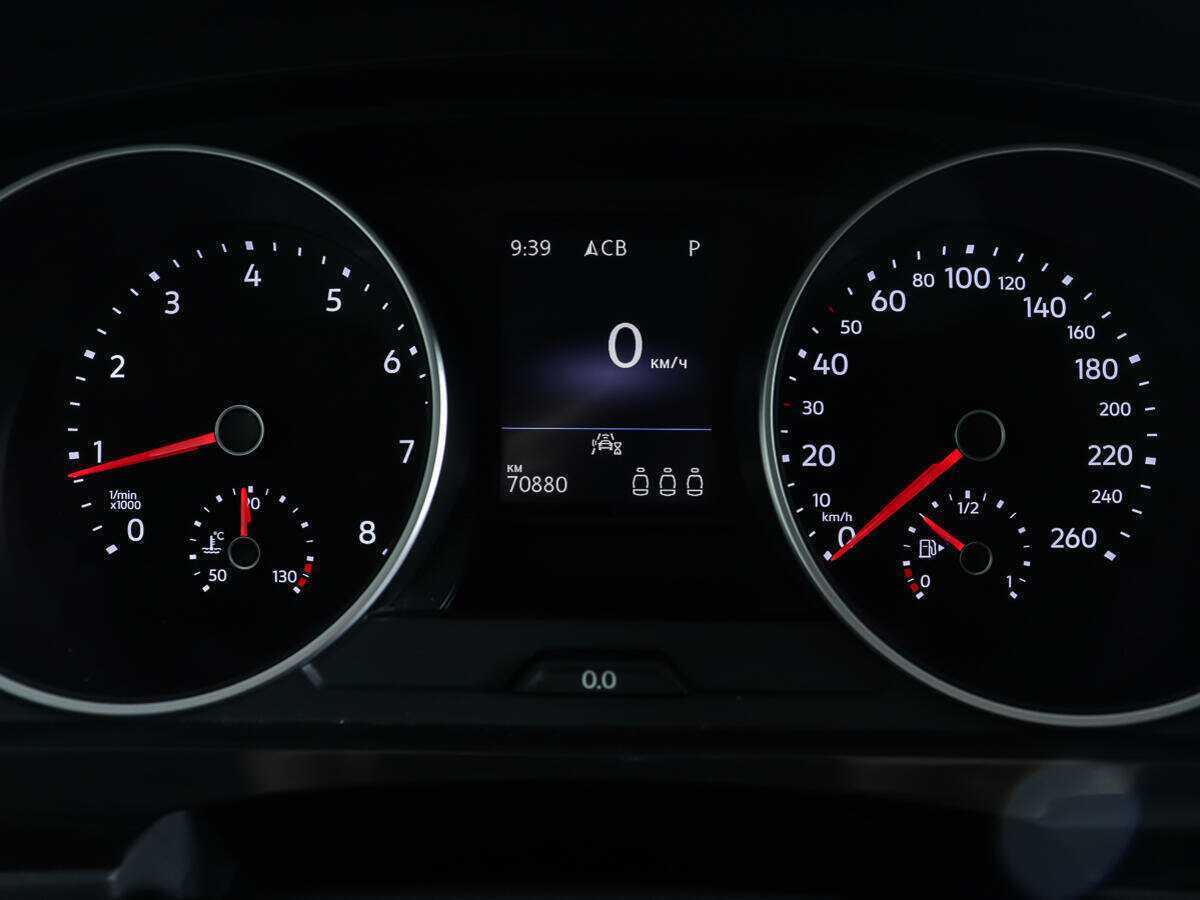 Купить Volkswagen Tiguan с пробегом. Фото: #12