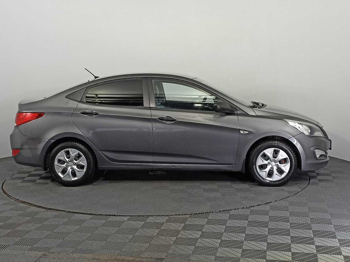 Купить Hyundai Solaris с пробегом. Фото: #3