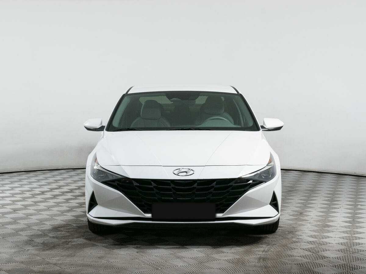 Купить Hyundai Elantra с пробегом. Фото: #0