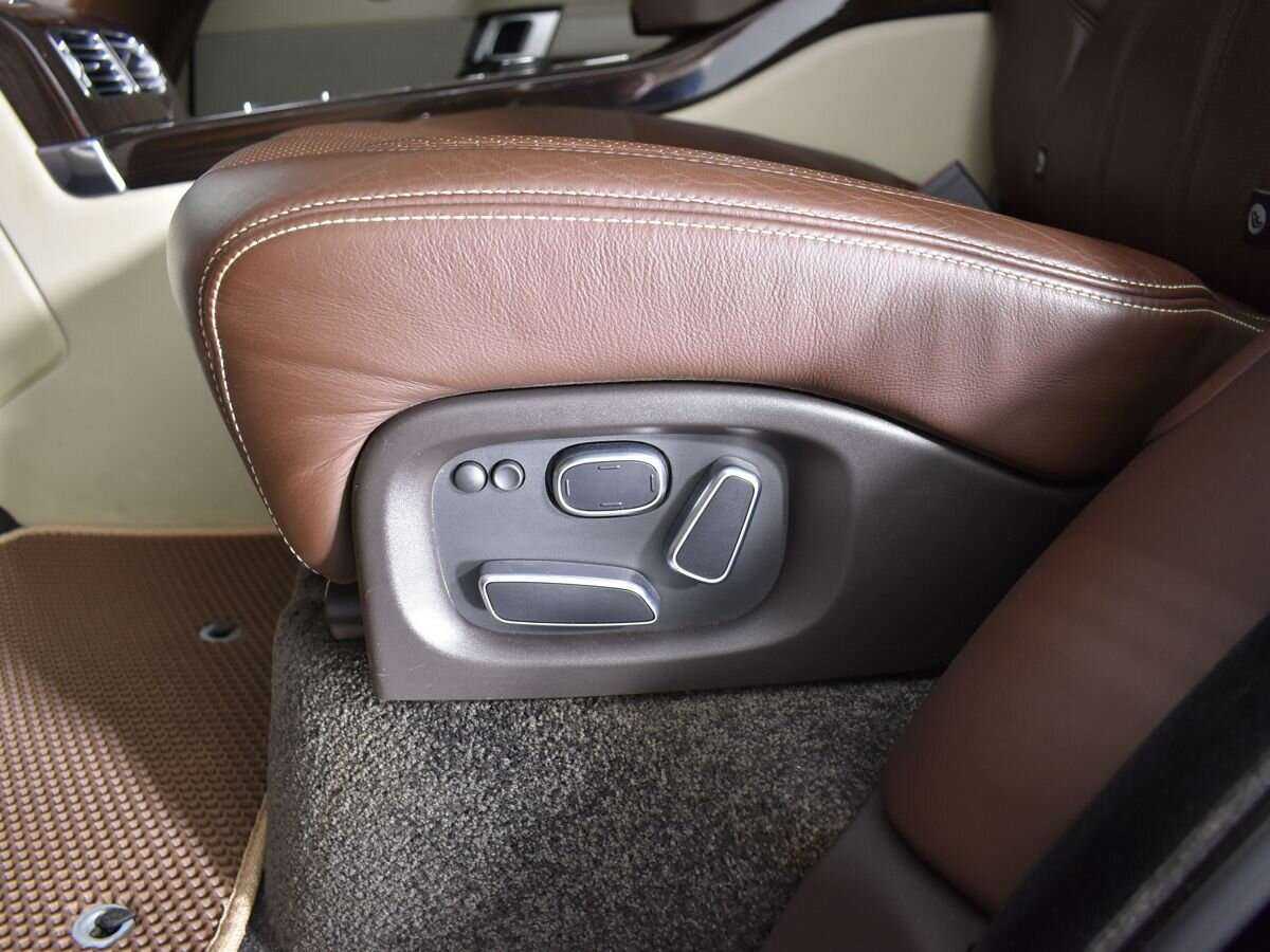 Купить Land Rover Range Rover с пробегом. Фото: #22