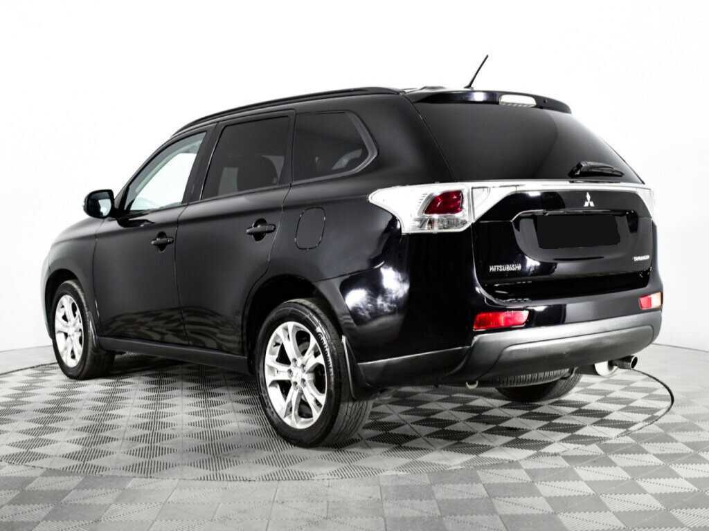 Купить Mitsubishi Outlander с пробегом. Фото: #6