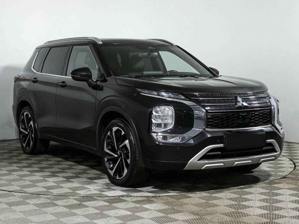 Купить Mitsubishi Outlander с пробегом. Фото: #2