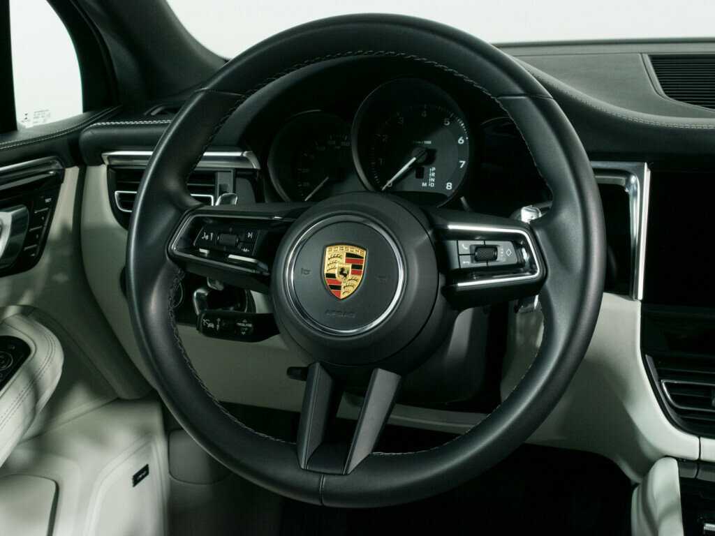 Купить Porsche Macan с пробегом. Фото: #13